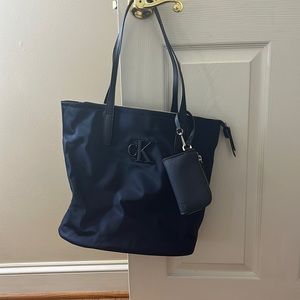 NWOT Navy Blue Calvin Klein bag w/ coin purse